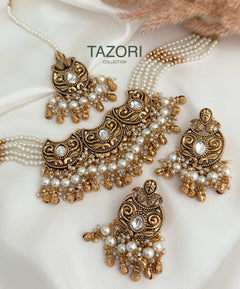 Zoya Choker Set