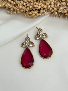 Tyani earrings