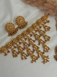 Navya Gold imitation choker Set