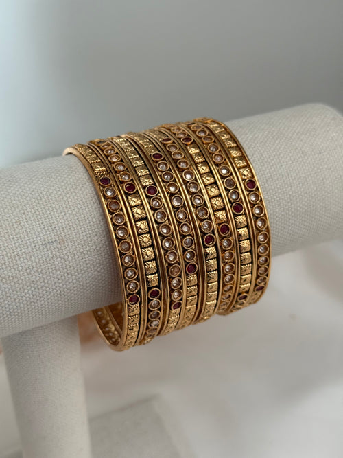 Gold imitation bangles Set