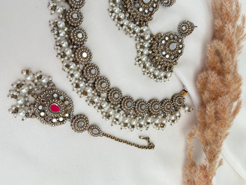 Mirror pearl choker/Necklace Set