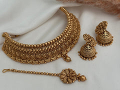 Gold imitation choker Set