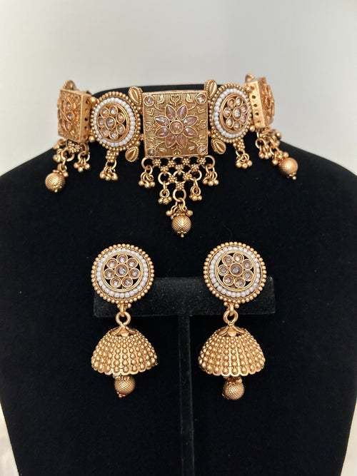 Pearl Gold Necklace Set