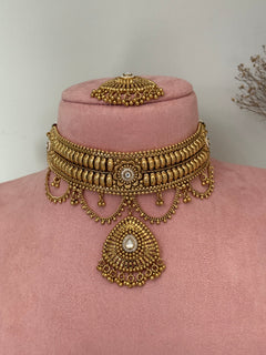 Gold x Kundan Choker Set