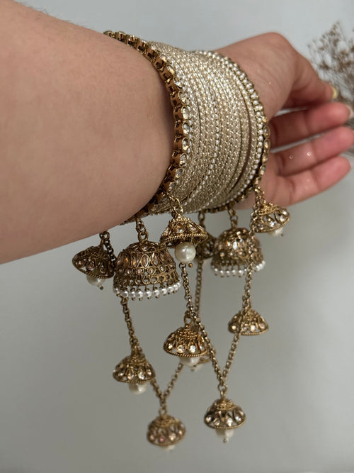 Jhumki Bangles Set