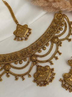 Bani gold choker Set