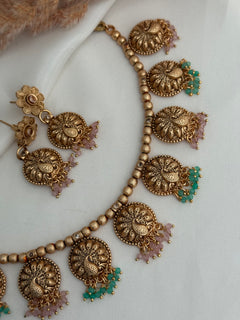 Morni matte gold necklace set