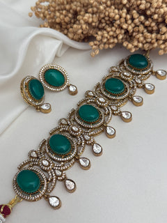 Sonam Monalisa Choker Set