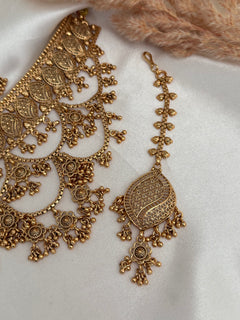 Myra Choker Set