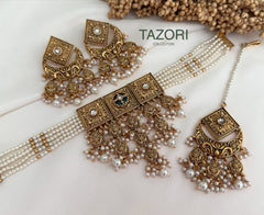 Aliya gold Choker Set