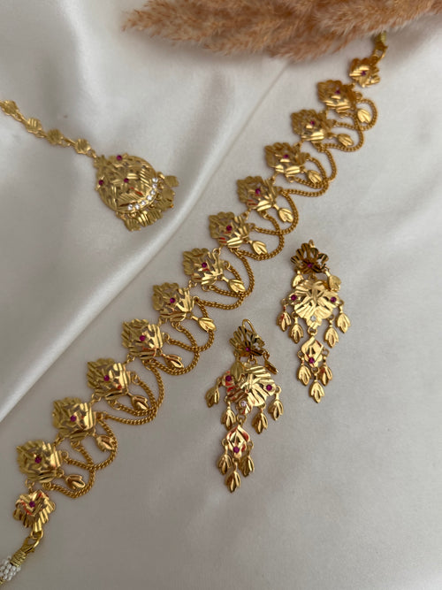 Traditional Patra Choker Set