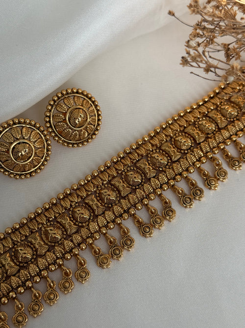Mehar Gold imitation Choker Set