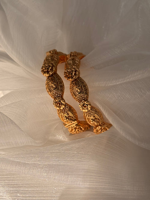 Gold Imitation Kada Set