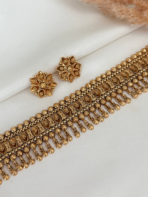 Lily Choker Set