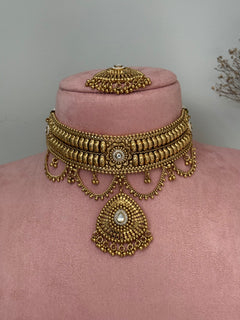 Gold x Kundan Choker Set