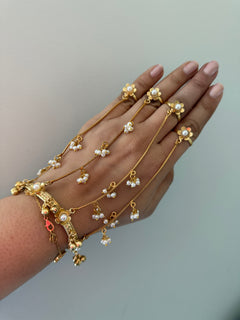 Pearl Hand accessory x hathphool