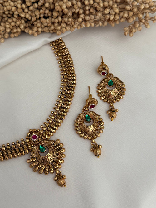 Gold imitation necklace Set