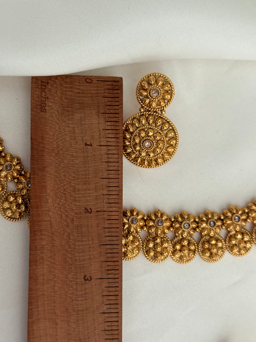 Kashish Gold tone Necklace Set