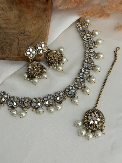 Minakari Kundan Choker Set