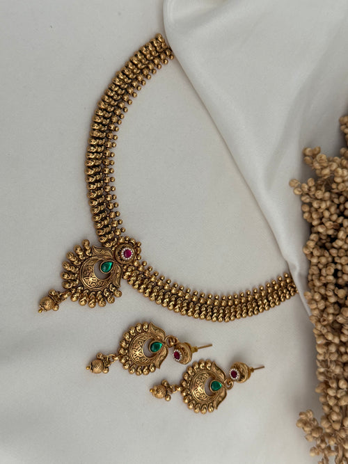 Gold imitation necklace Set