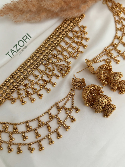 Kaira gold Choker Set