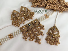 Aliya gold Choker Set
