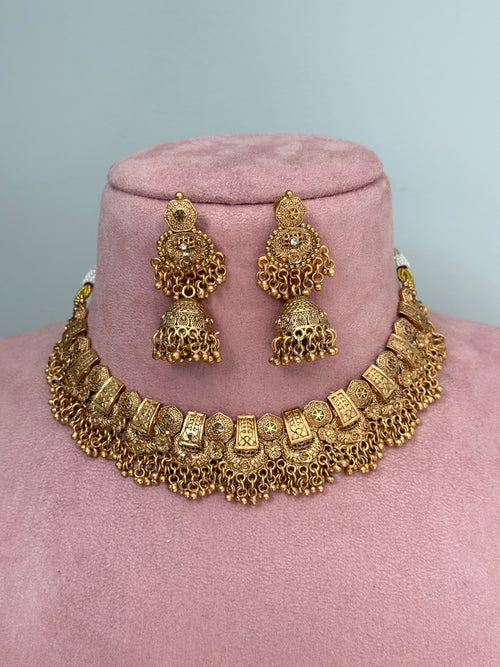 Chahat gold Choker Set