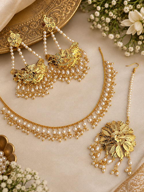 Pearl Necklace Set