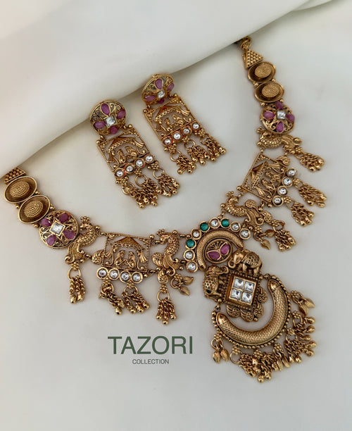 Heritage necklace set