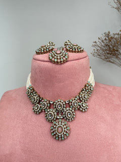 Kundan Choker Set