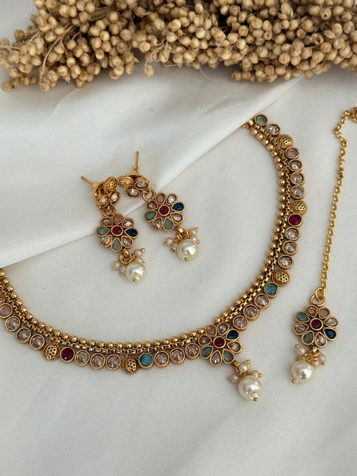 Multicolor polki sleek necklace set