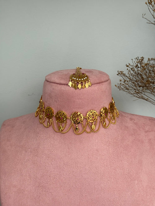 Traditional Patra Choker Set