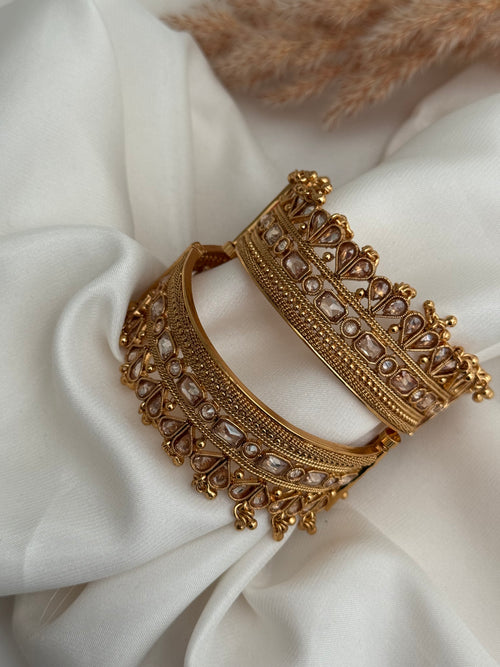 Noor Polki Gajre Set