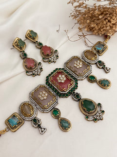 Monalisa choker Set