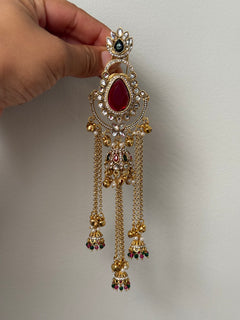 Kundan hair accessory