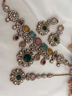Soha Sabyasachi Kundan Choker Set