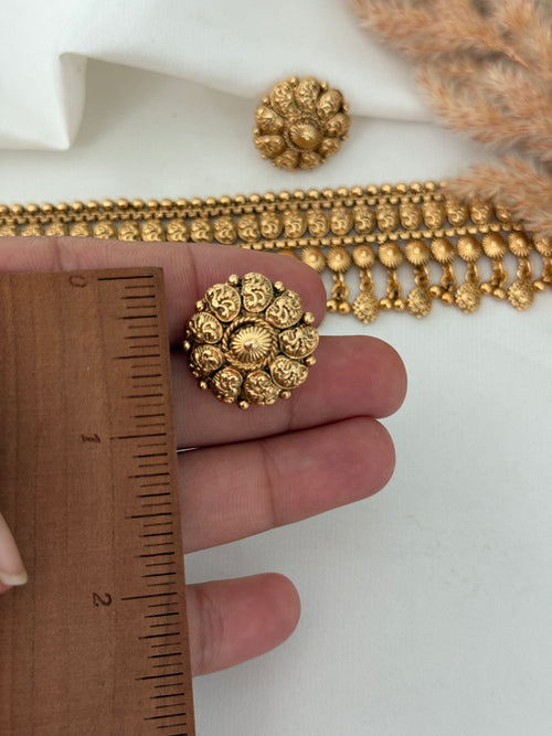 Mehar Gold imitation Choker Set