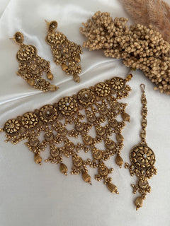 Sakshi choker Set