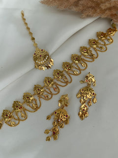 Traditional Patra Choker Set