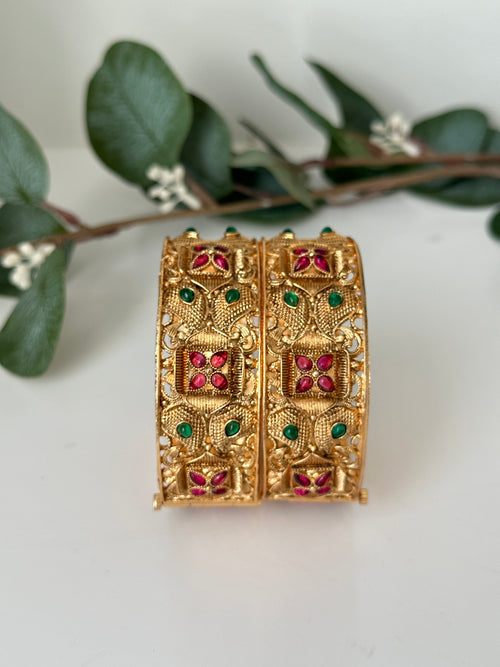 Antique Gold Kada Set