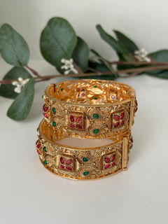 Antique Gold Kada Set