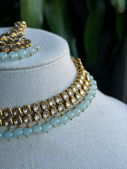 Baby Blue Sleek Kundan Necklace Set