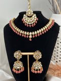 Peach Sleek Kundan Necklace Set