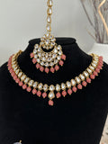 Peach Sleek Kundan Necklace Set