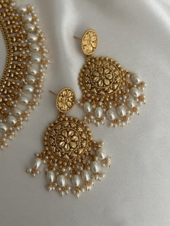 Gold Imitation Peal Necklace Set