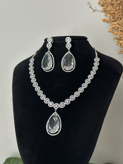 White American Diamond Necklace Set