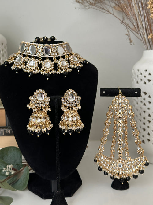 Black Uncut Kundan Choker Set