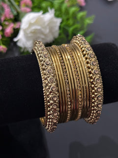 Antique Gold Bangle Set