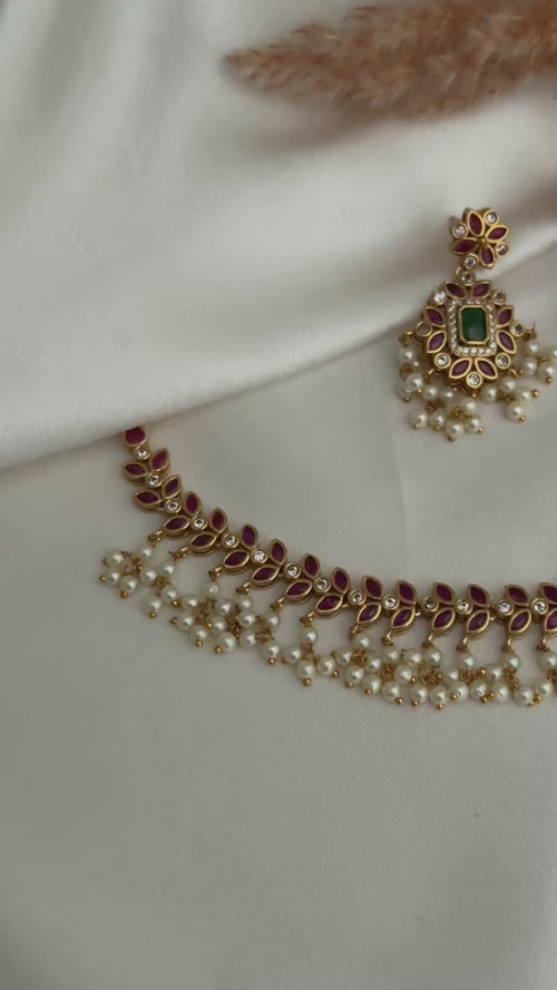 Emerald Ruby Pearl Necklace Set